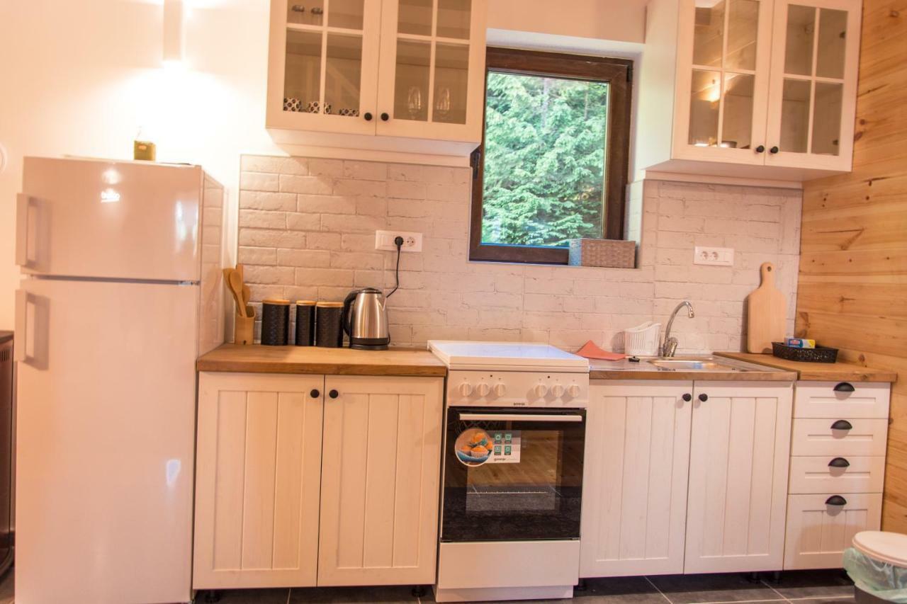 Wood Inn Zabljak  Ngoại thất bức ảnh
