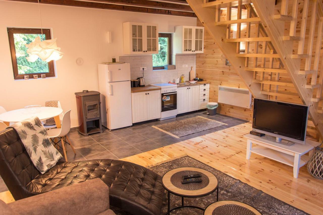 Wood Inn Zabljak  Ngoại thất bức ảnh
