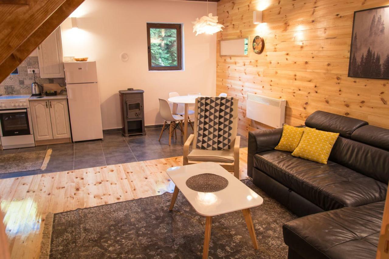 Wood Inn Zabljak  Ngoại thất bức ảnh