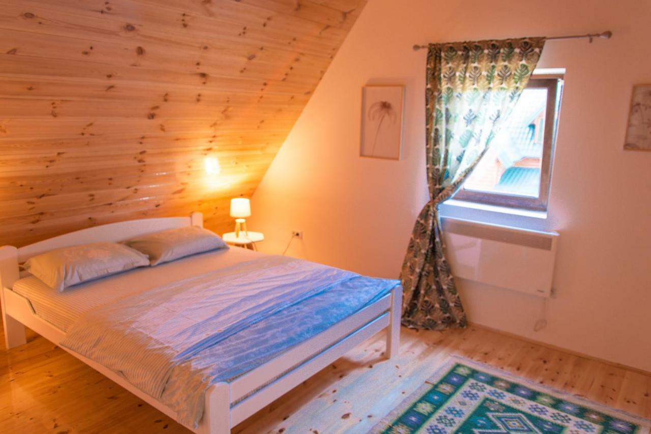Wood Inn Zabljak  Ngoại thất bức ảnh