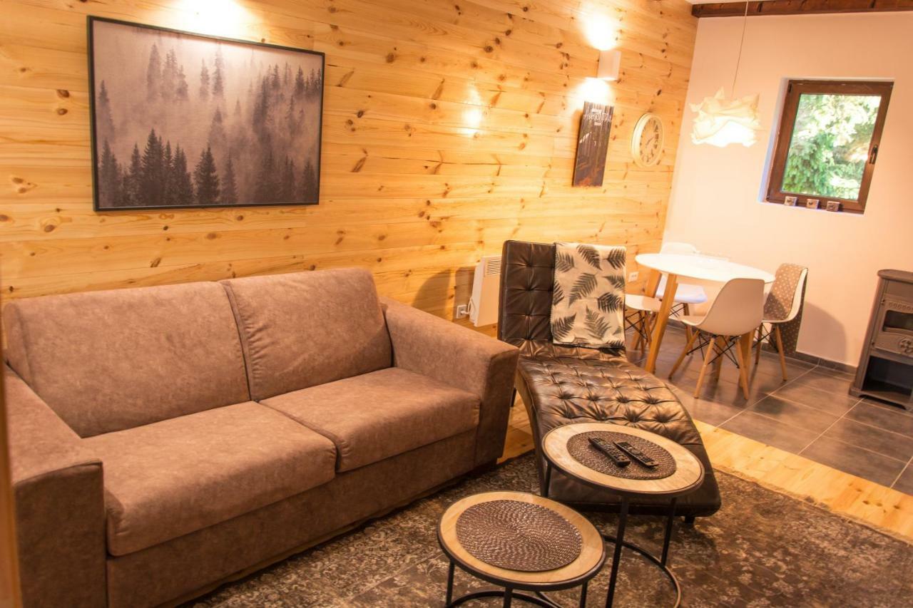 Wood Inn Zabljak  Ngoại thất bức ảnh